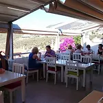 Hotel Courtyard