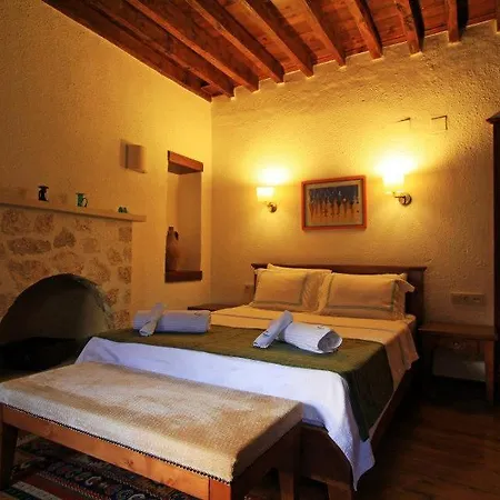 Otel Courtyard *