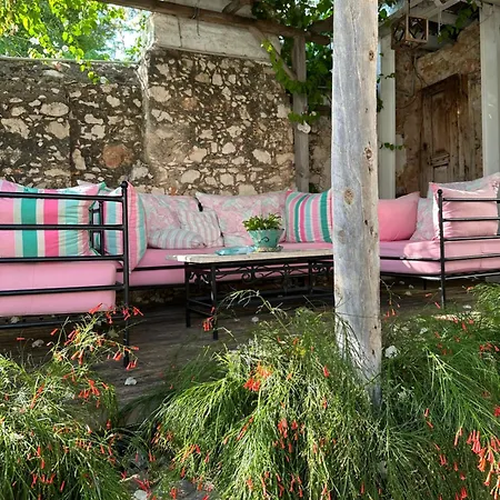 Hotel Courtyard *