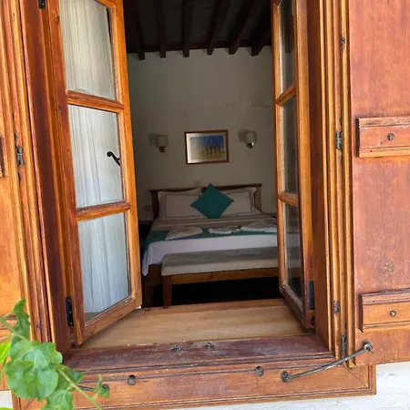 Courtyard Hotel