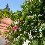 Courtyard Καλκάν